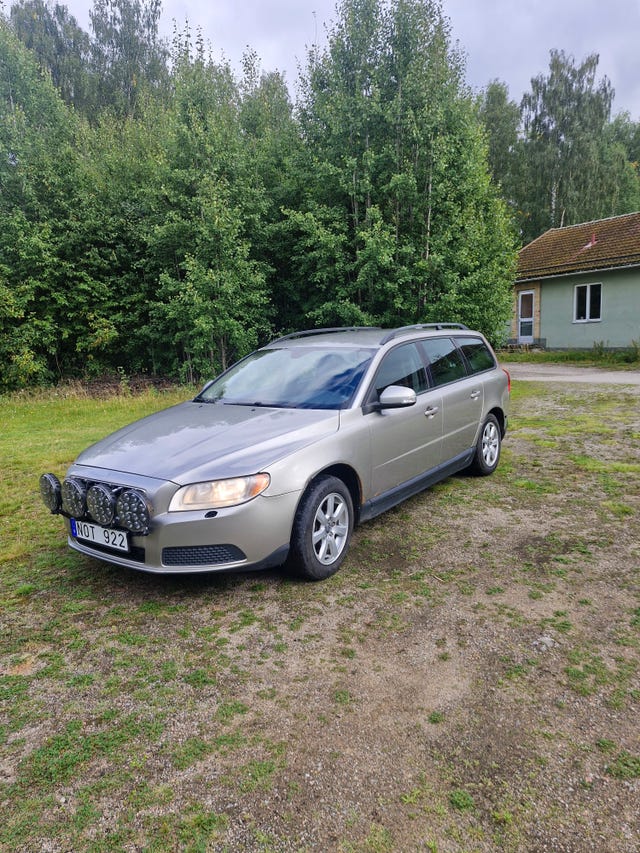 Volvo V70 2010