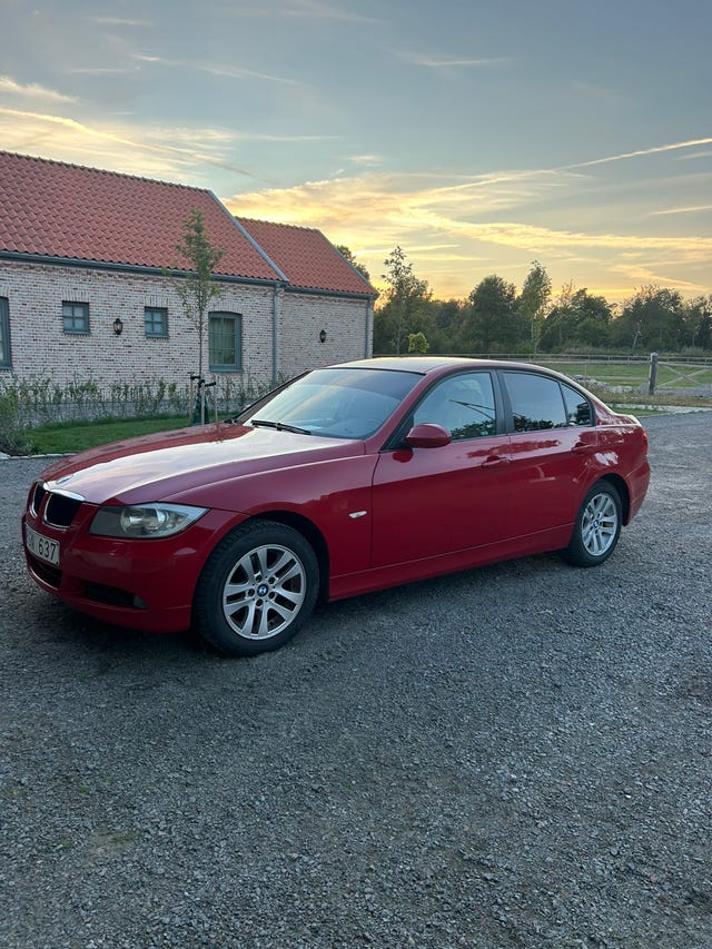 BMW 318i 2007