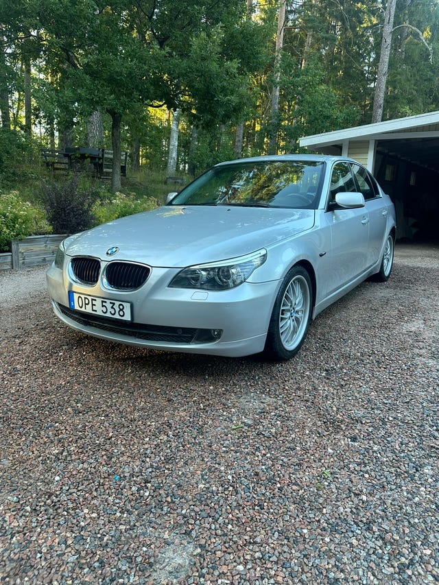 BMW 523i 2007
