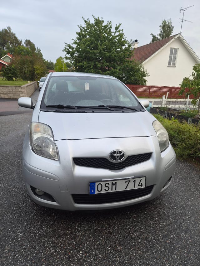 Toyota Yaris 2011