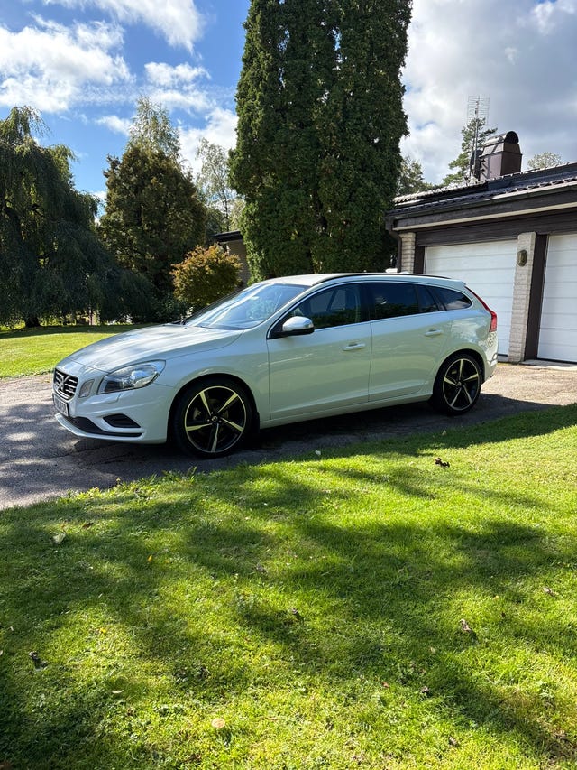 Volvo V60 2012