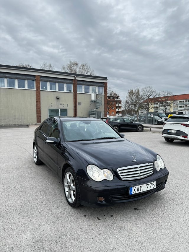 Mercedes-Benz C230 2006