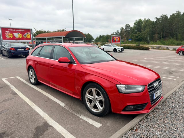 Audi A4 2014