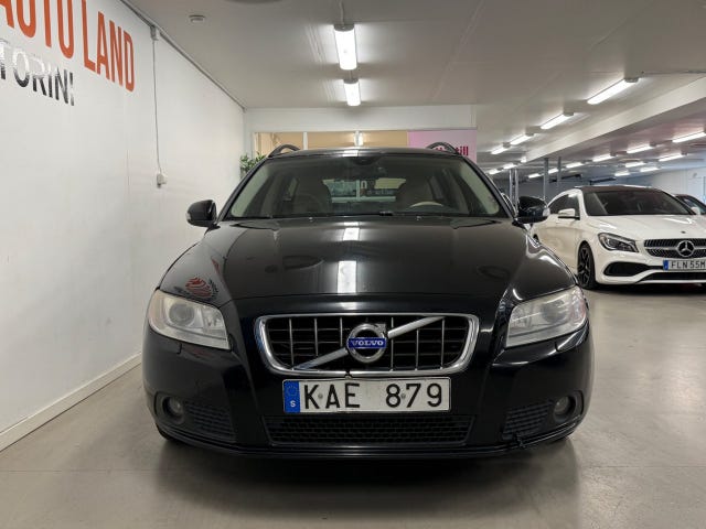 Volvo V70 2010 – bild 2