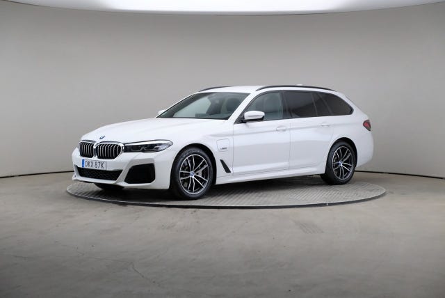 BMW 530e 2023