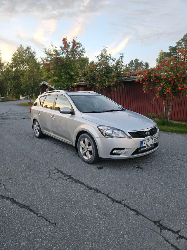 Kia Ceed 2011