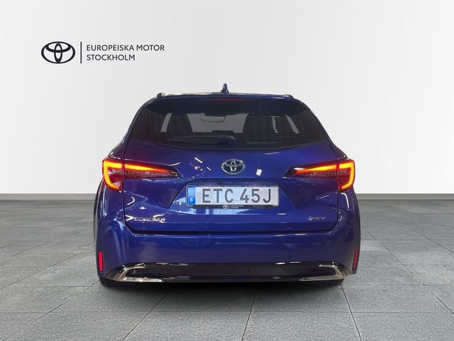 Toyota Corolla 2025 – bild 4