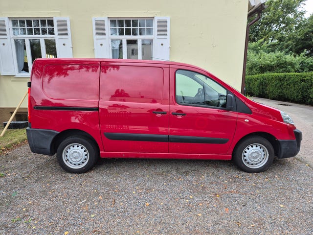 Peugeot Expert 2016