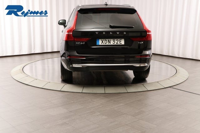 Volvo XC60 2025 – bild 2