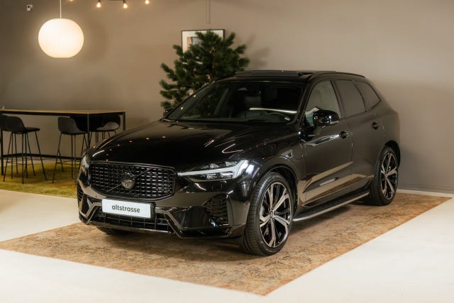 Volvo XC60 2025
