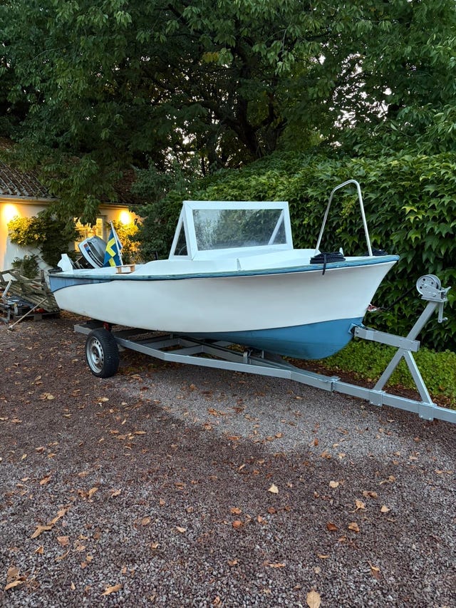 Crescent 495 med 35hk Evinrude motor