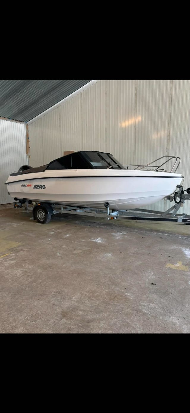 Bella 550 BR ink 80-trailer (30 timmar)