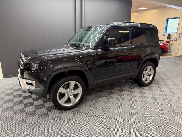 Land Rover Defender 90 2022