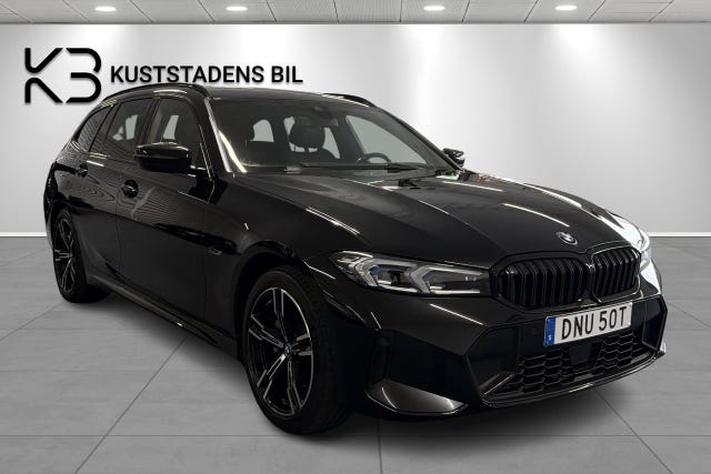BMW 330e 2023