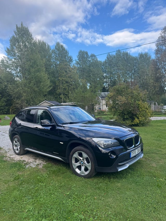 BMW X1 2011