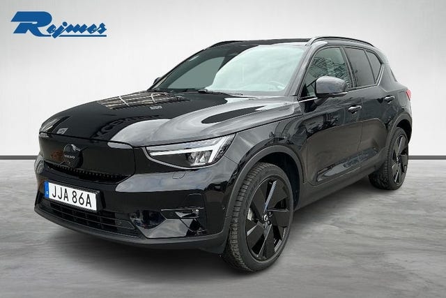 Volvo EX40 2025
