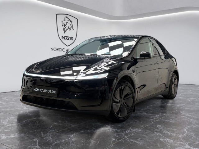 Tesla Model Y 2026