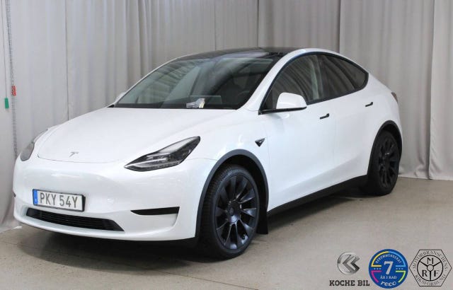 Tesla Model Y 2023