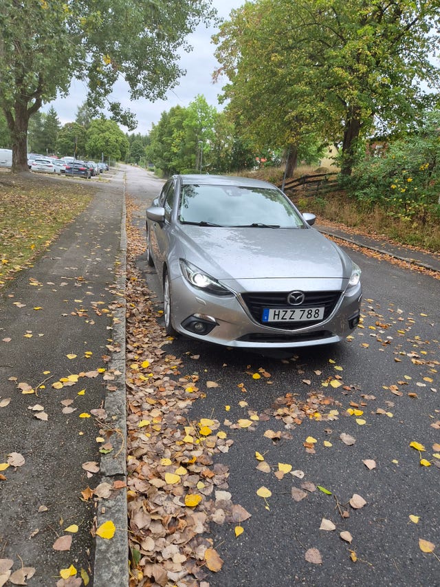 Mazda 3 2015
