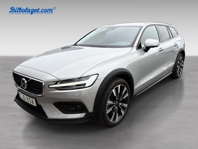 Volvo V60 Cross Country 2023