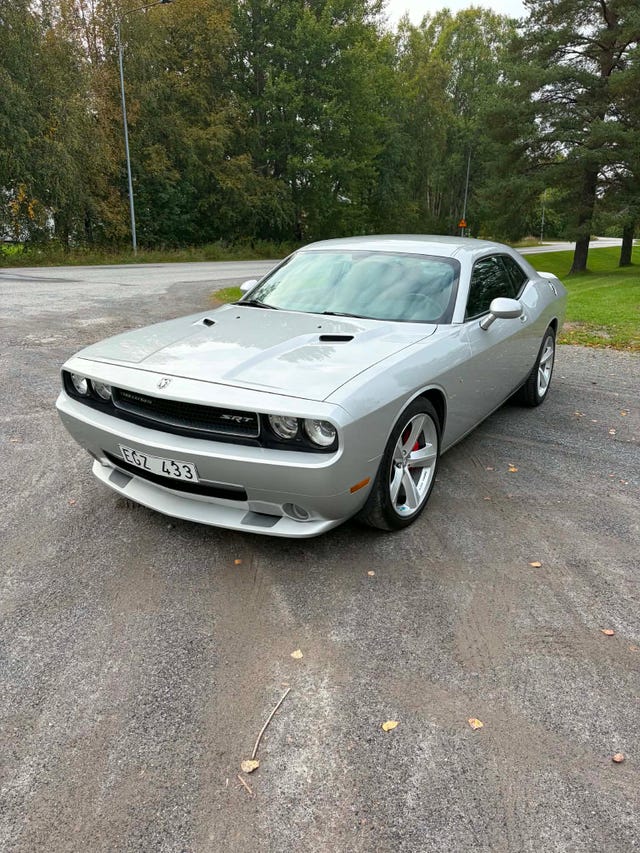 Dodge Challenger 2010