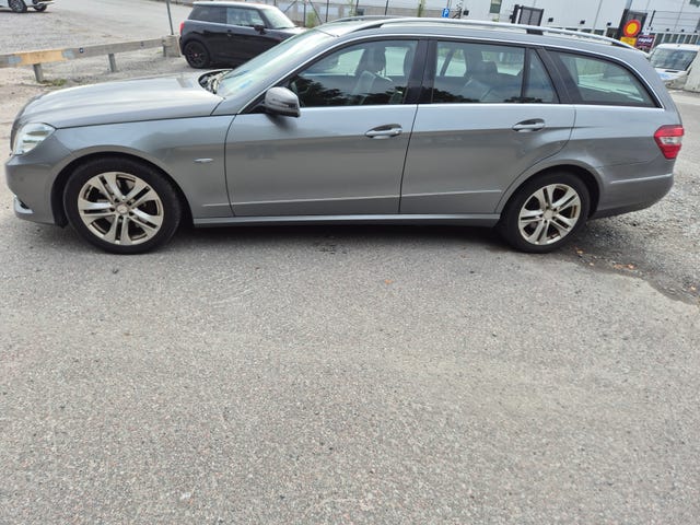 Mercedes-Benz E250 2010