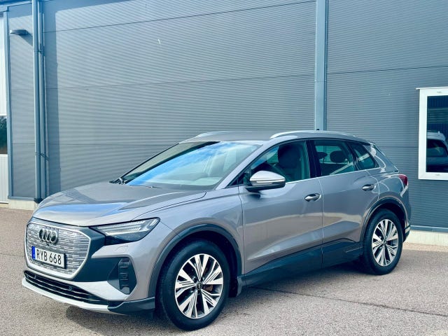 Audi Q4 e-tron 2024