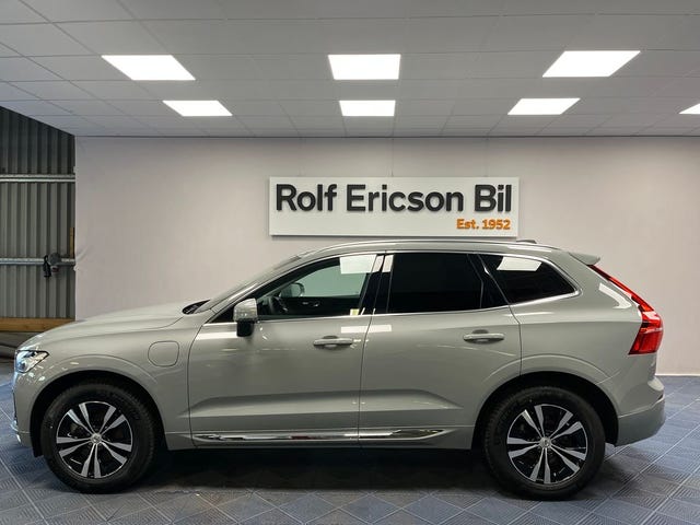 Volvo XC60 2025 – bild 2