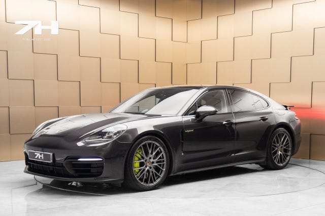 Porsche Panamera 4S 2021