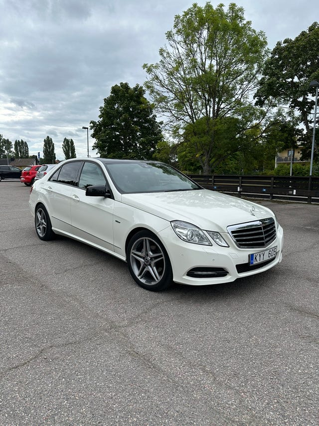 Mercedes-Benz E220 2012