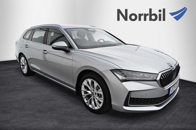 Skoda Superb 2025