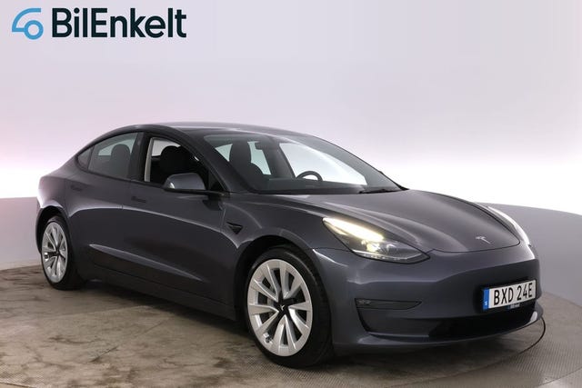 Tesla Model 3 2022