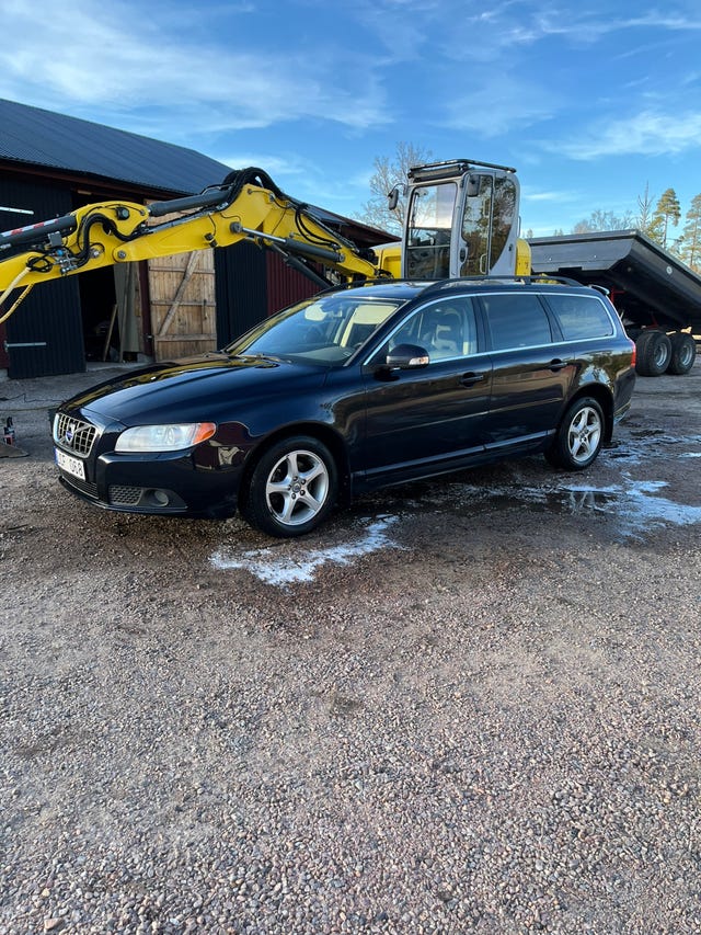 Volvo V70 2011