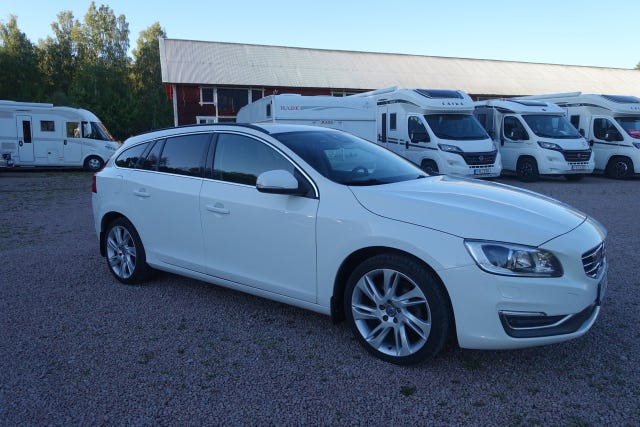 Volvo V60 2015