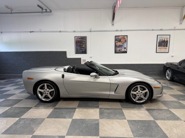 Chevrolet Corvette 2005