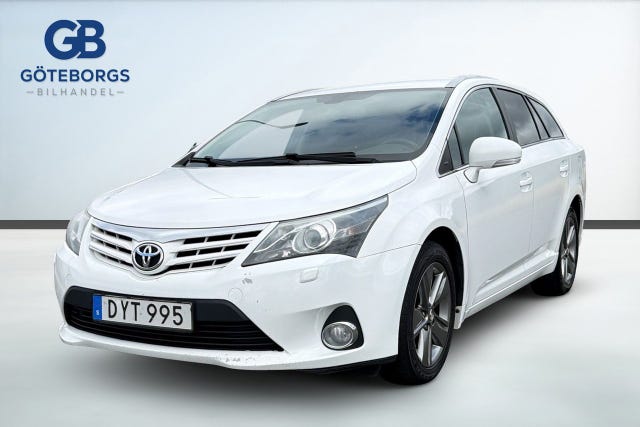 Toyota Avensis 2015