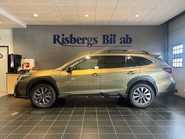 Subaru Outback 2025