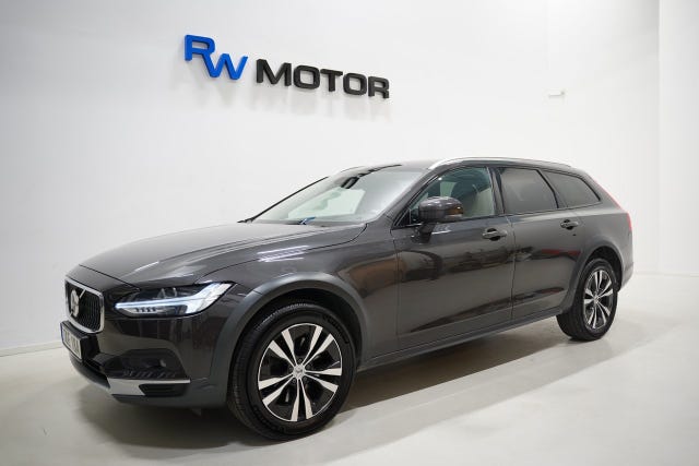 Volvo V90 Cross Country 2021