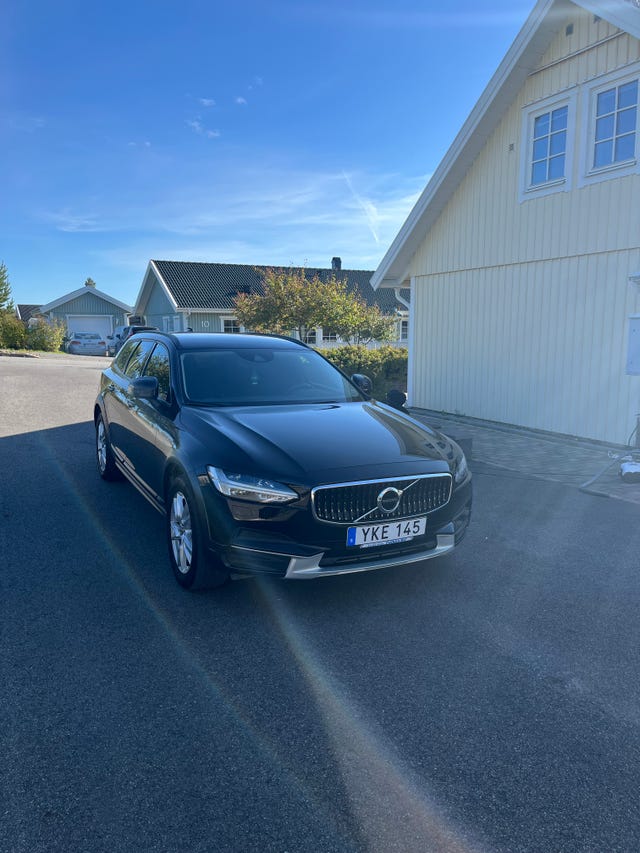 Volvo V90 Cross Country 2017