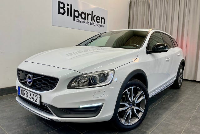 Volvo V60 Cross Country 2016