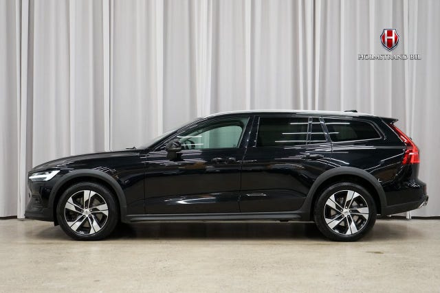 Volvo V60 Cross Country 2022