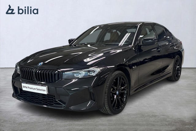 BMW 330e 2023
