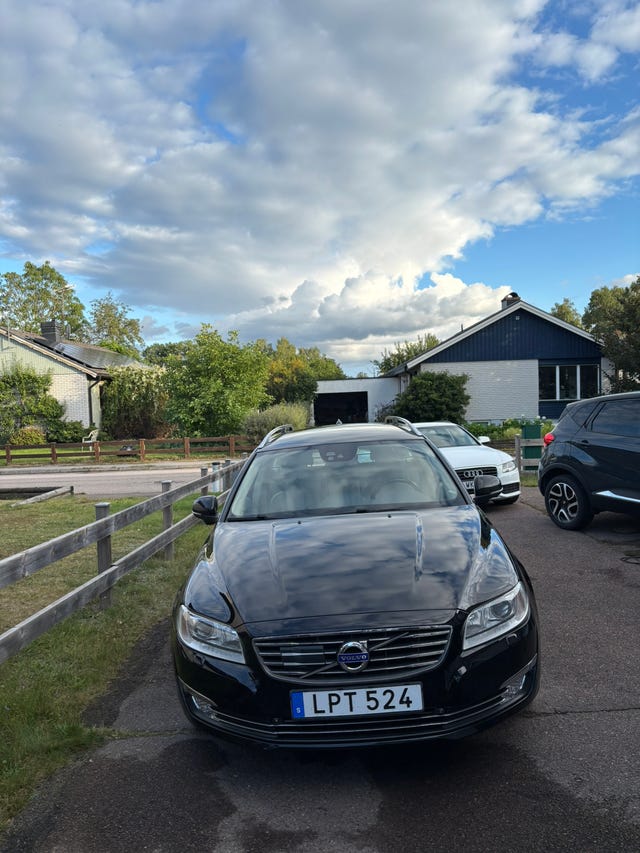 Volvo V70 2015