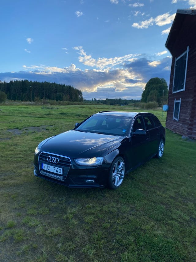 Audi A4 2014