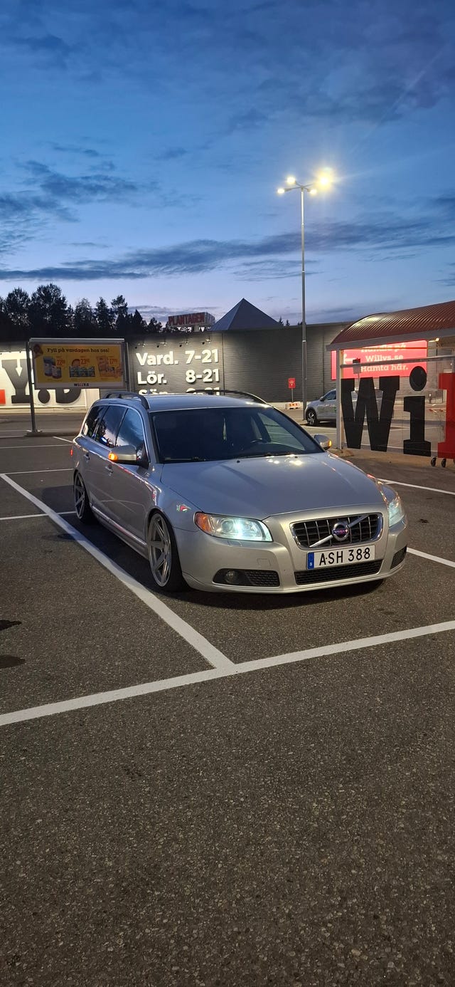 Volvo V70 2010
