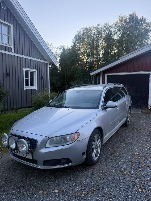 Volvo V70 2010