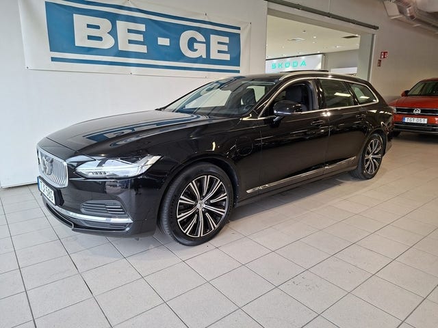 Volvo V90 2022