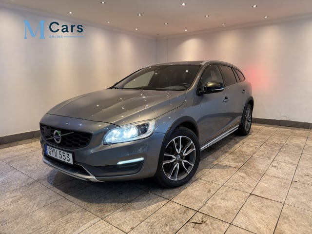 Volvo V60 Cross Country 2016