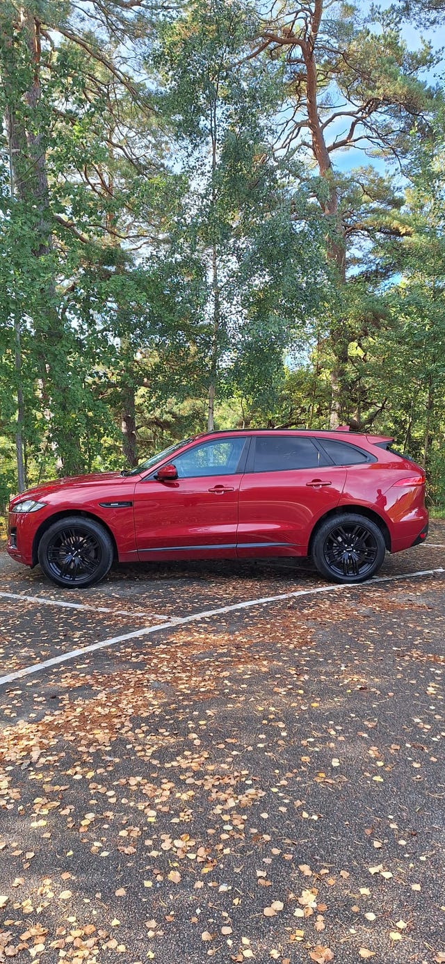 Jaguar F-PACE 2018