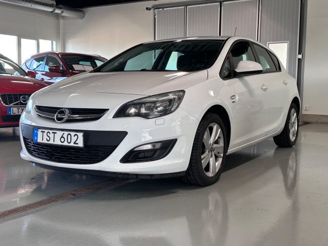 Opel Astra 2014